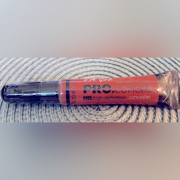 L.A. Girl Pro Concealer - Picture 1 of 1
